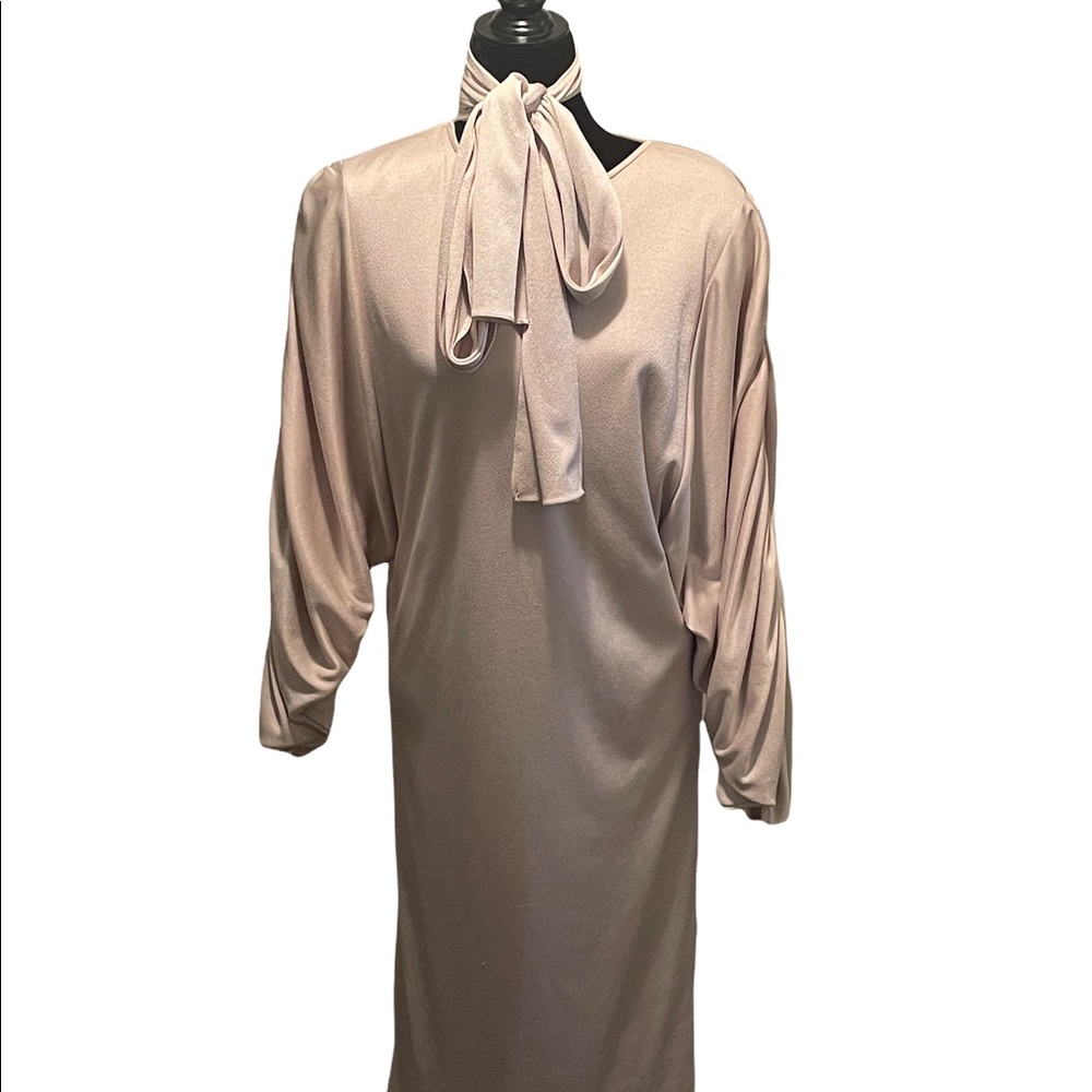 Vintage 60s Bold Pussy Bow Dress